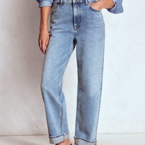 Mid Rise Straight Leg Jeans-Light Vintage